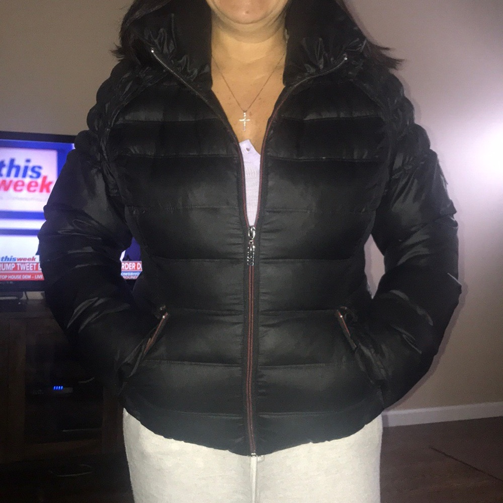 Guess bubble jacket - Picture 7 of 7